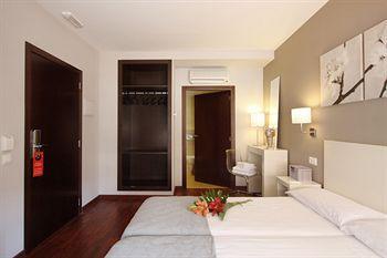 Dormavalencia Hostel Regne Luaran gambar
