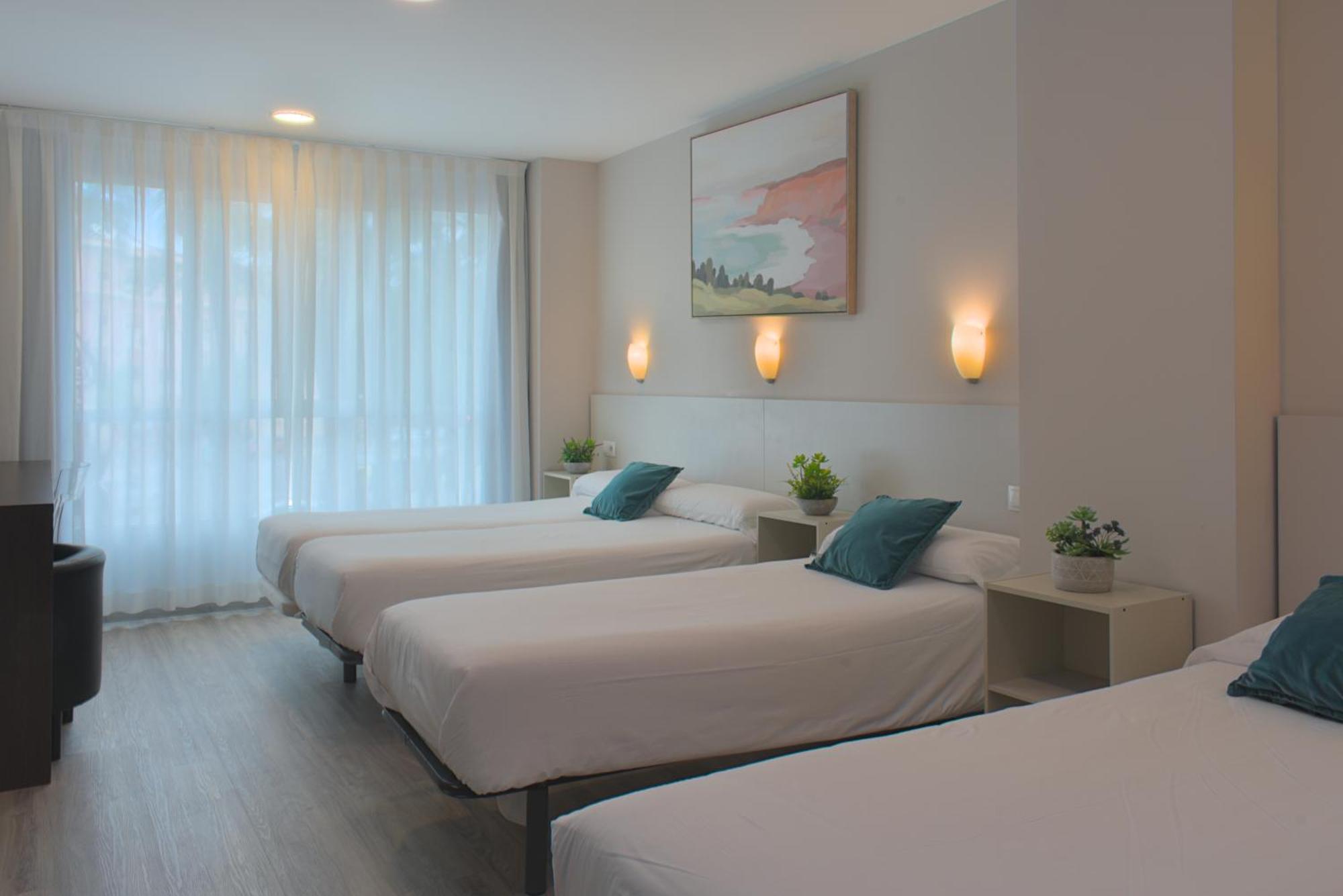Dormavalencia Hostel Regne Luaran gambar